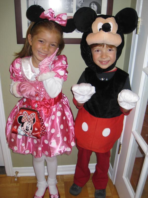 Iste biz MICKEY & MINNIE